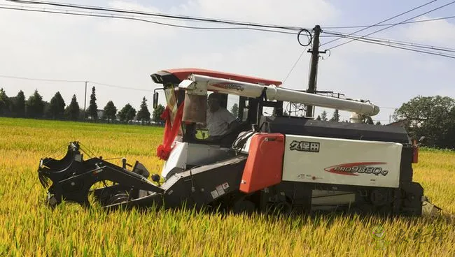 上海:確保完成2021年糧食作物耕種收綜合機械化率96%的指標(biāo)任務(wù)